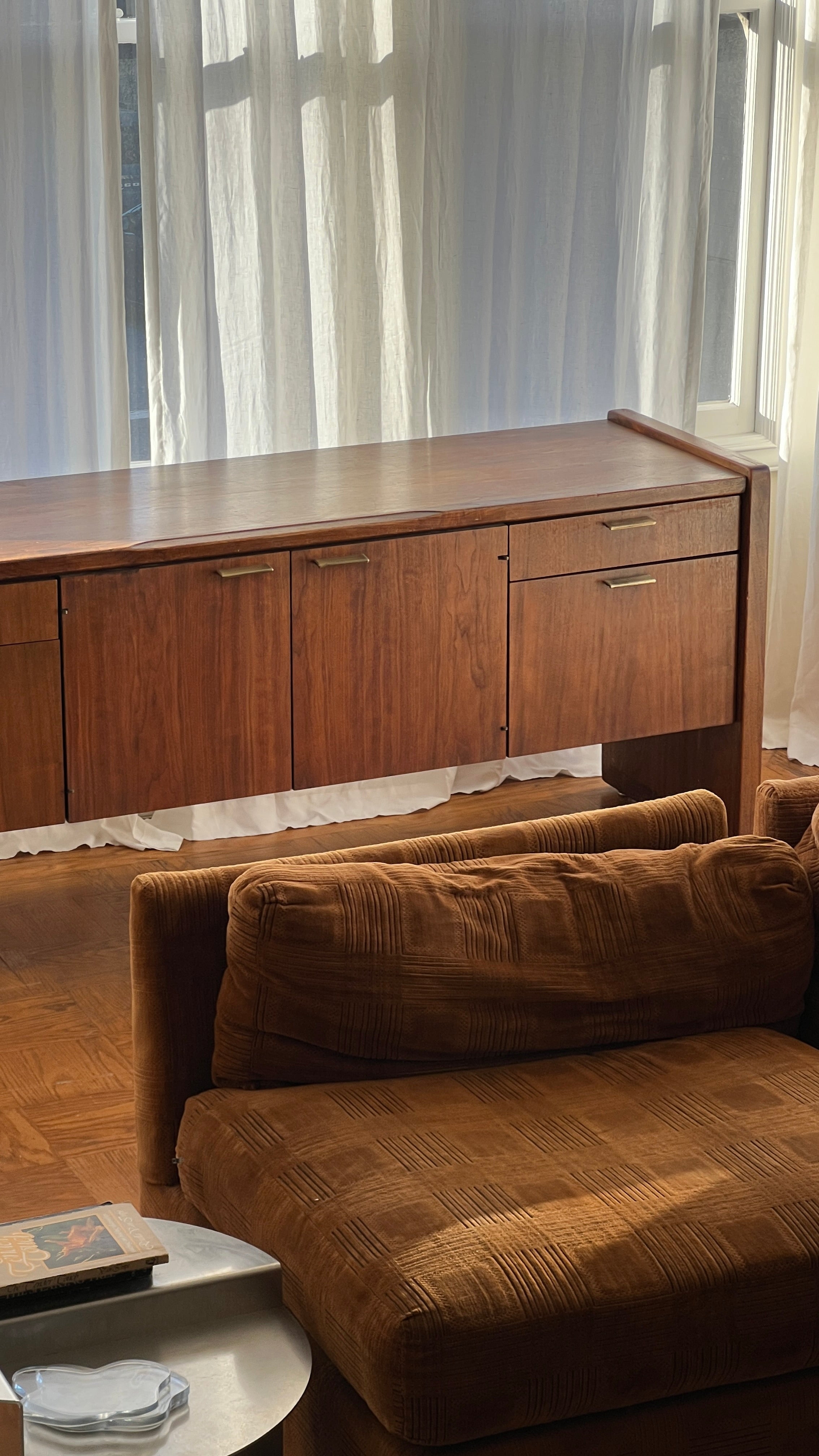 1960s Mid-Century Walnut Wood Credenza