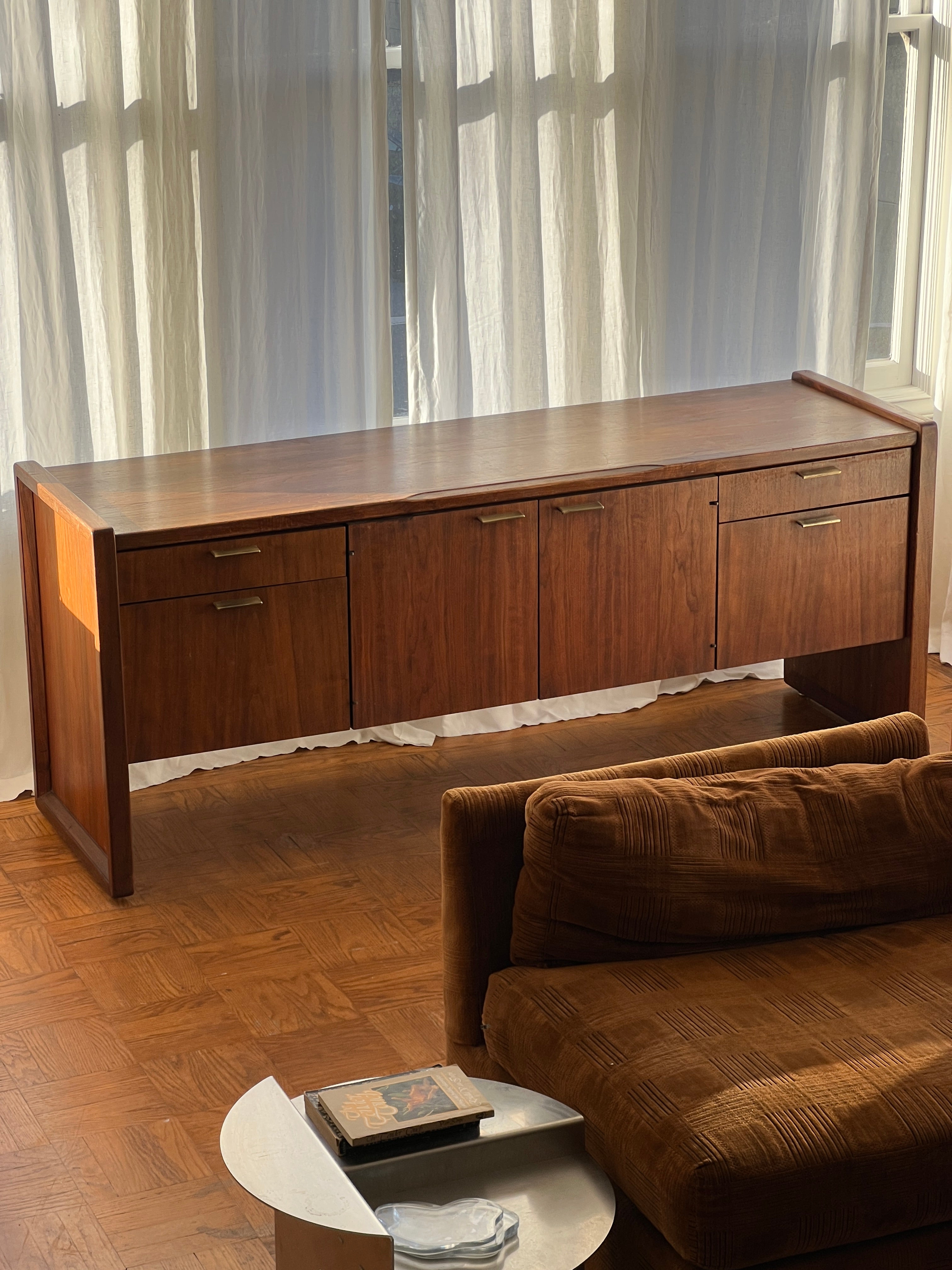 1960s Mid-Century Walnut Wood Credenza