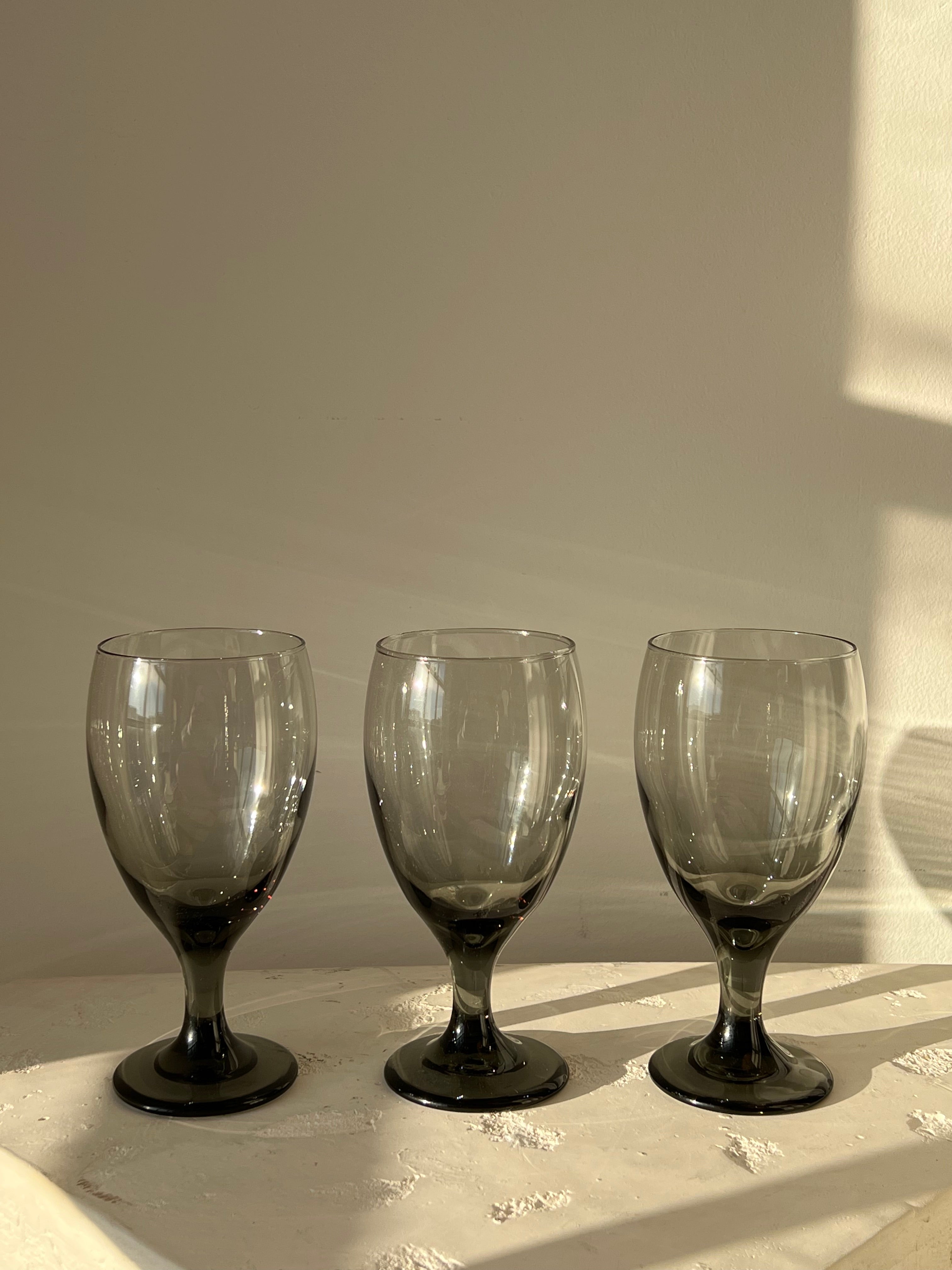 Smoked Glassware Set