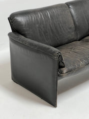 Leolux Bora Bora Black Leather Loveseat